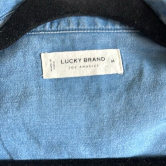 Lucky Brand Women Blue Chambray Denim Cap Sleeve Button Down Blouse Size Medium - Picture 9 of 10